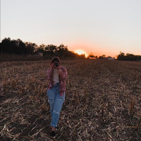 Meet your Posher, Ashley - Picture 1 of 1